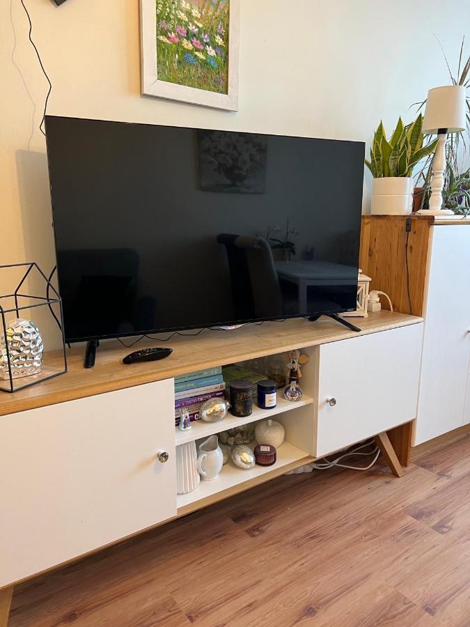 Apartment Malina กดิเนีย ภายนอก รูปภาพ